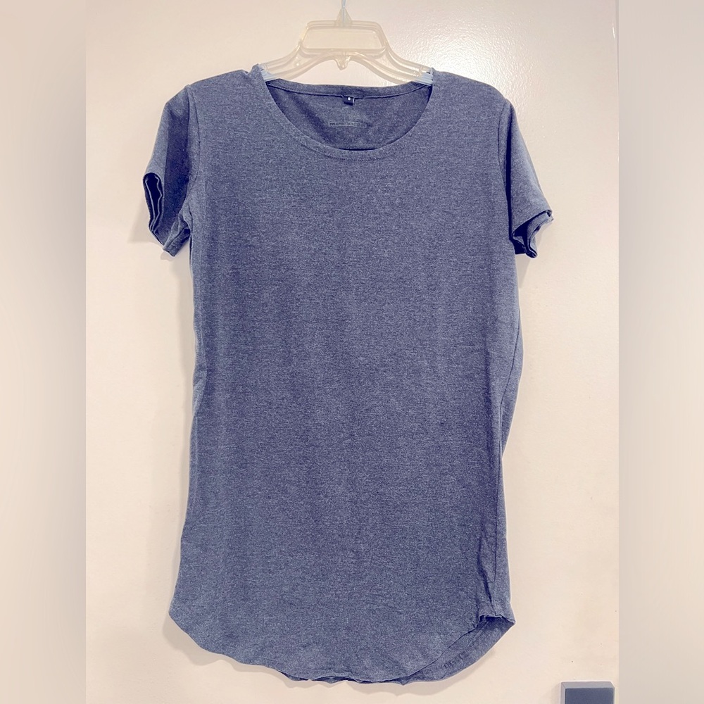 Grey Alphalete Scoop shirt